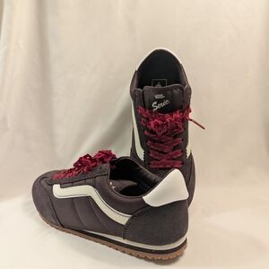 Women's Vans Super Lowpro Sneakers sz 8.5